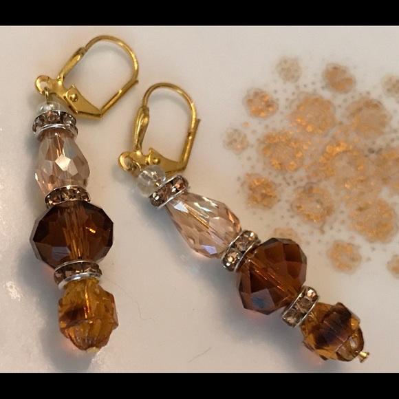 ⚜️Glamour ~ Fashion Earrings⚜️ - Picture 1 of 8